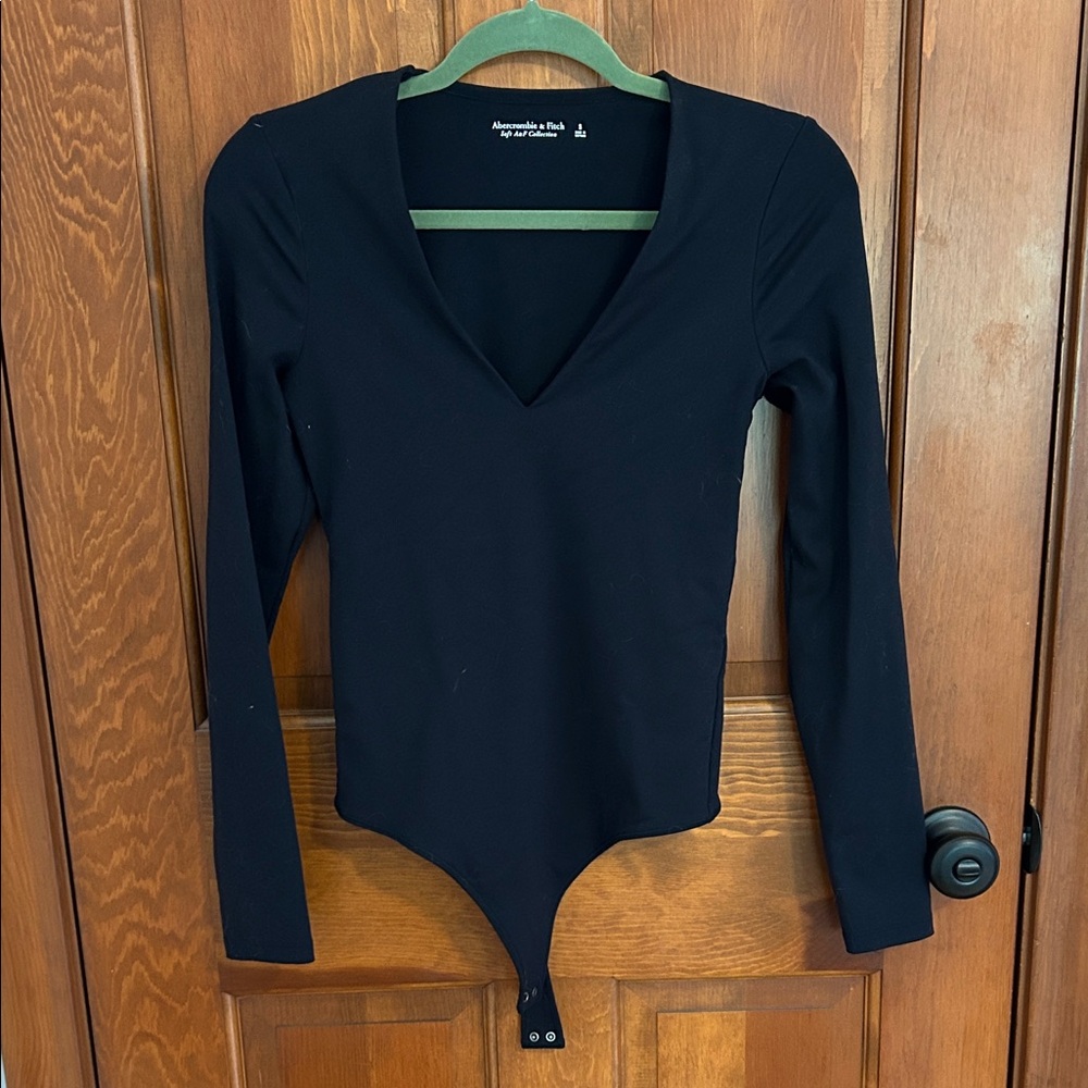 Abercrombie S V-Neck Black Bodysuit